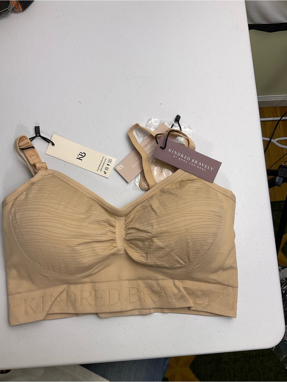 Sublime® Hands-Free Pumping & Nursing Bra - Beige